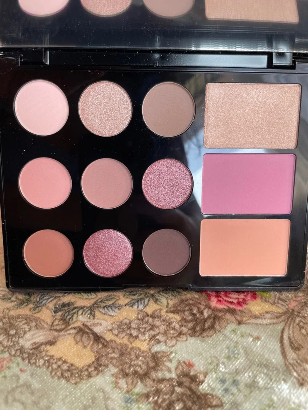 Laura Geller|The Wearables|Multi Finish Face & Eye Palette|NIB